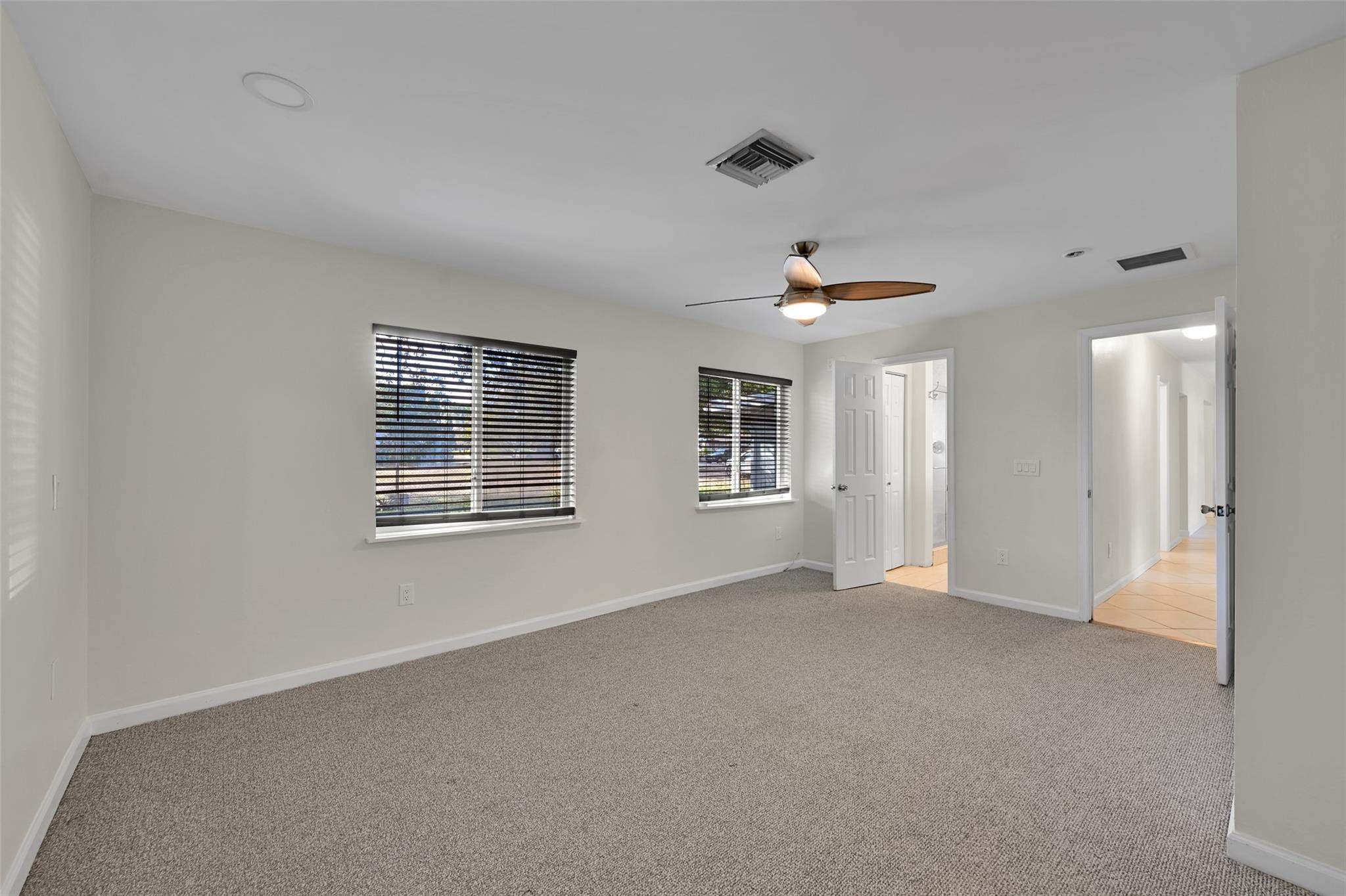 417 NE 10th Avenue