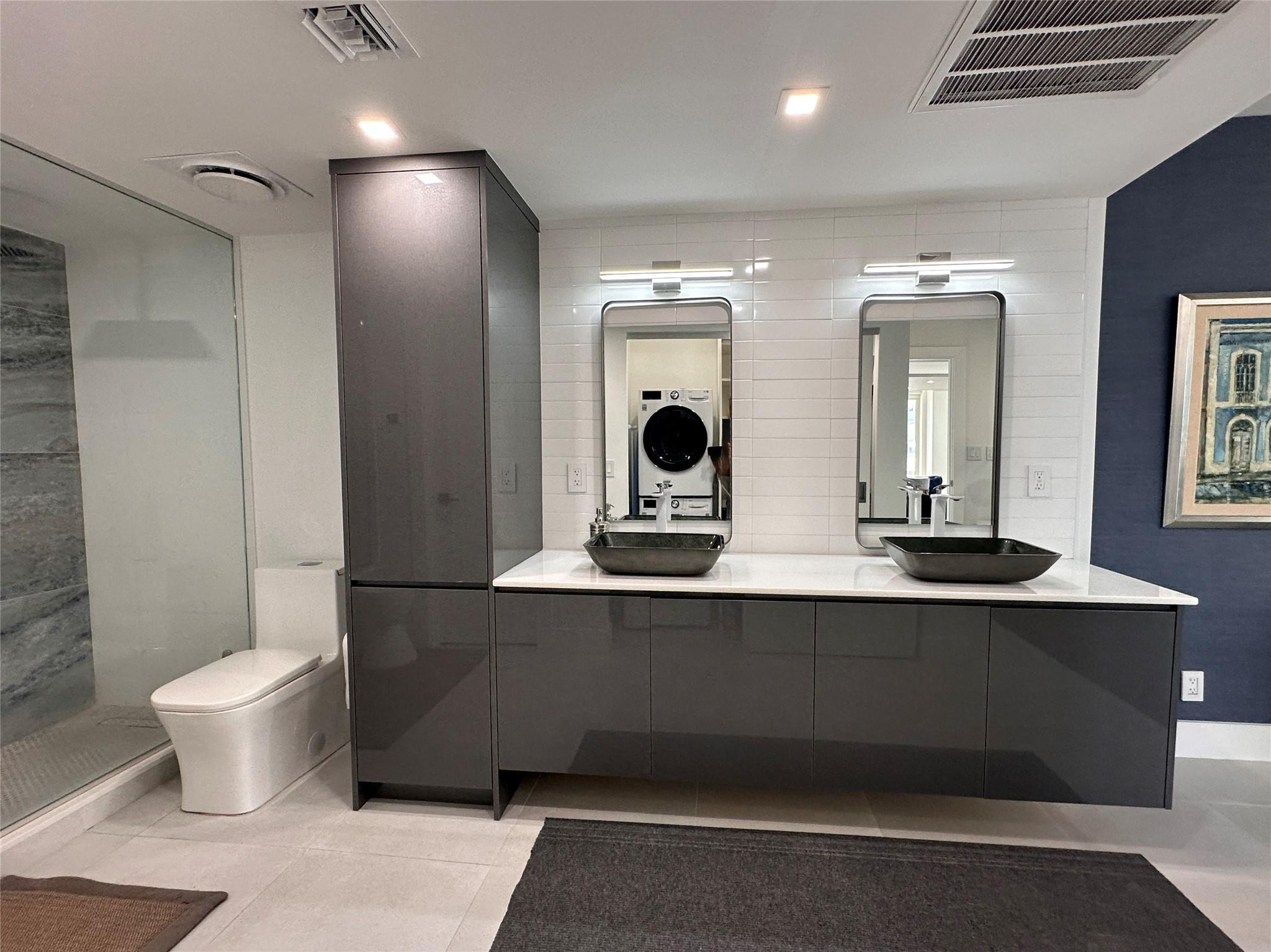 209 N Fort Lauderdale Beach Boulevard Unit: 11C