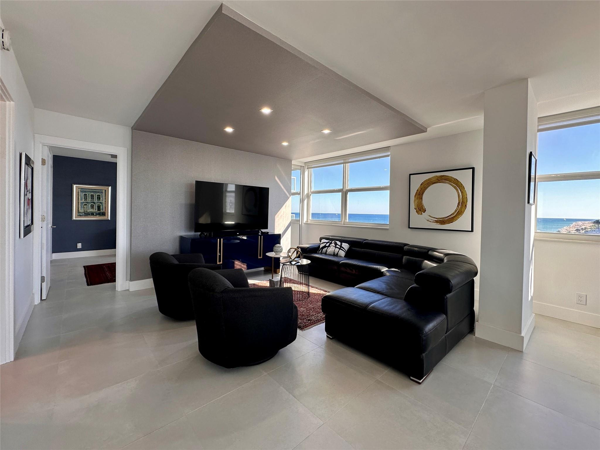 209 N Fort Lauderdale Beach Boulevard Unit: 11C