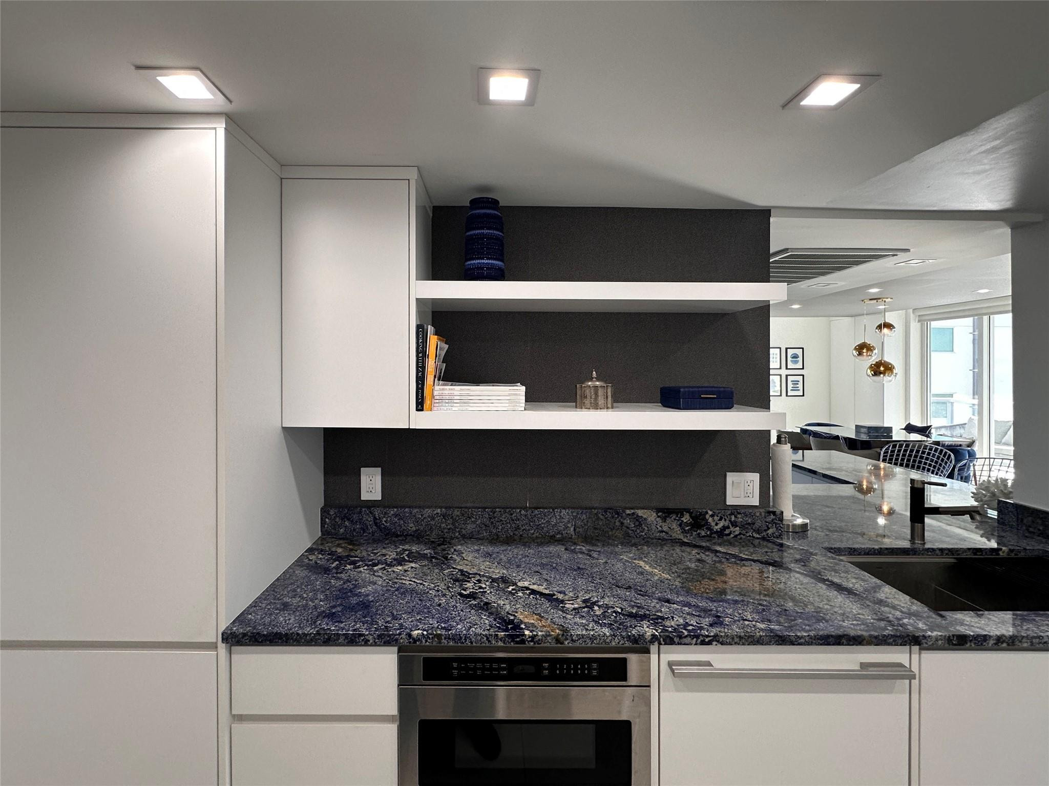 209 N Fort Lauderdale Beach Boulevard Unit: 11C