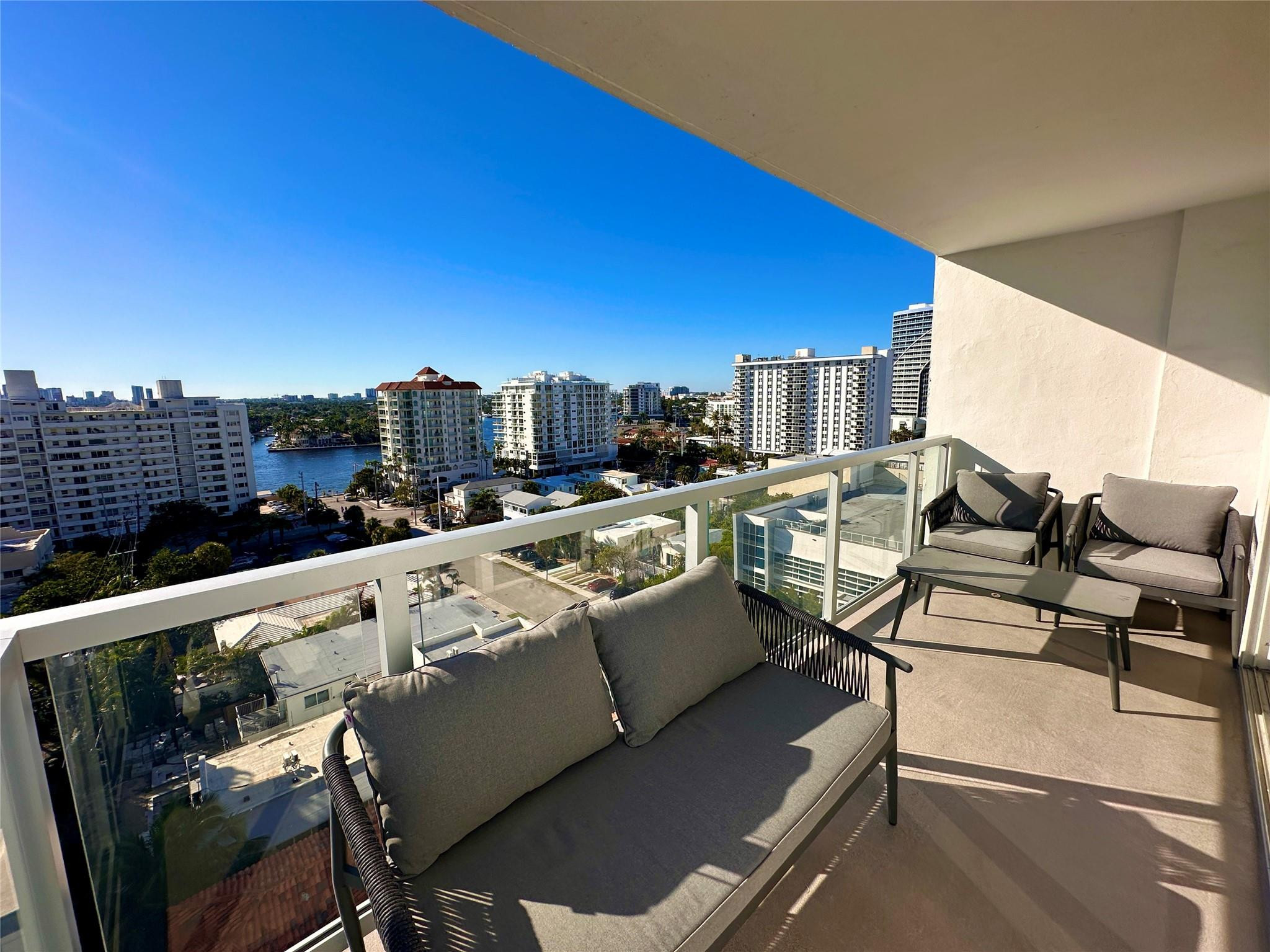 209 N Fort Lauderdale Beach Boulevard Unit: 11C