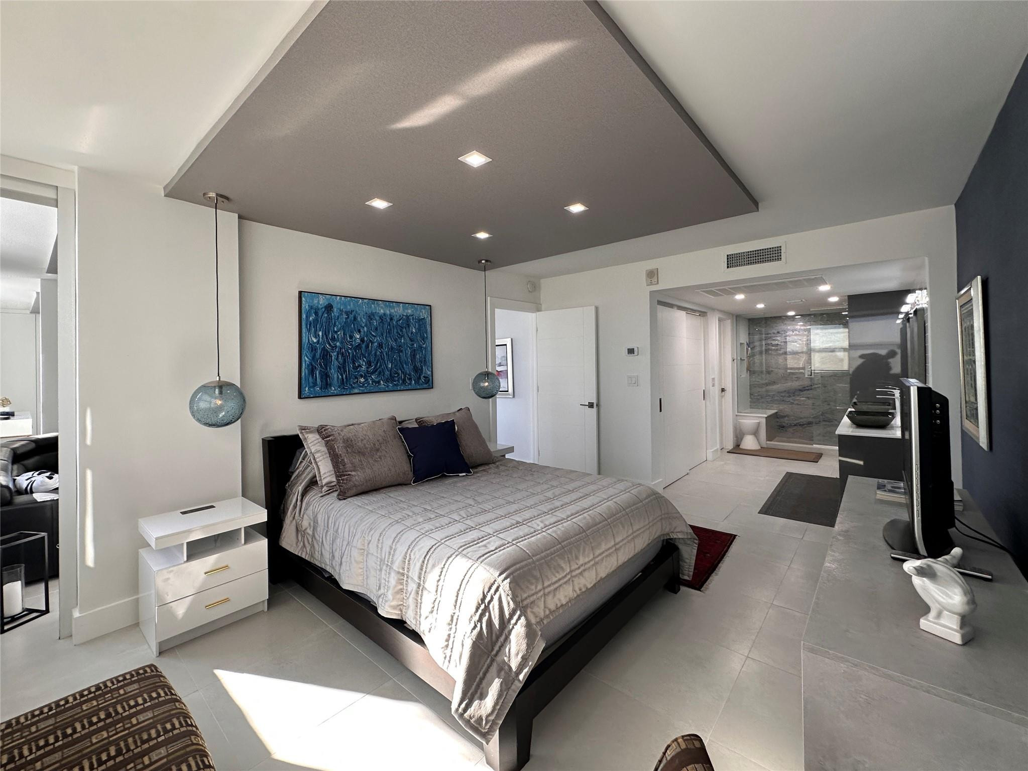 209 N Fort Lauderdale Beach Boulevard Unit: 11C