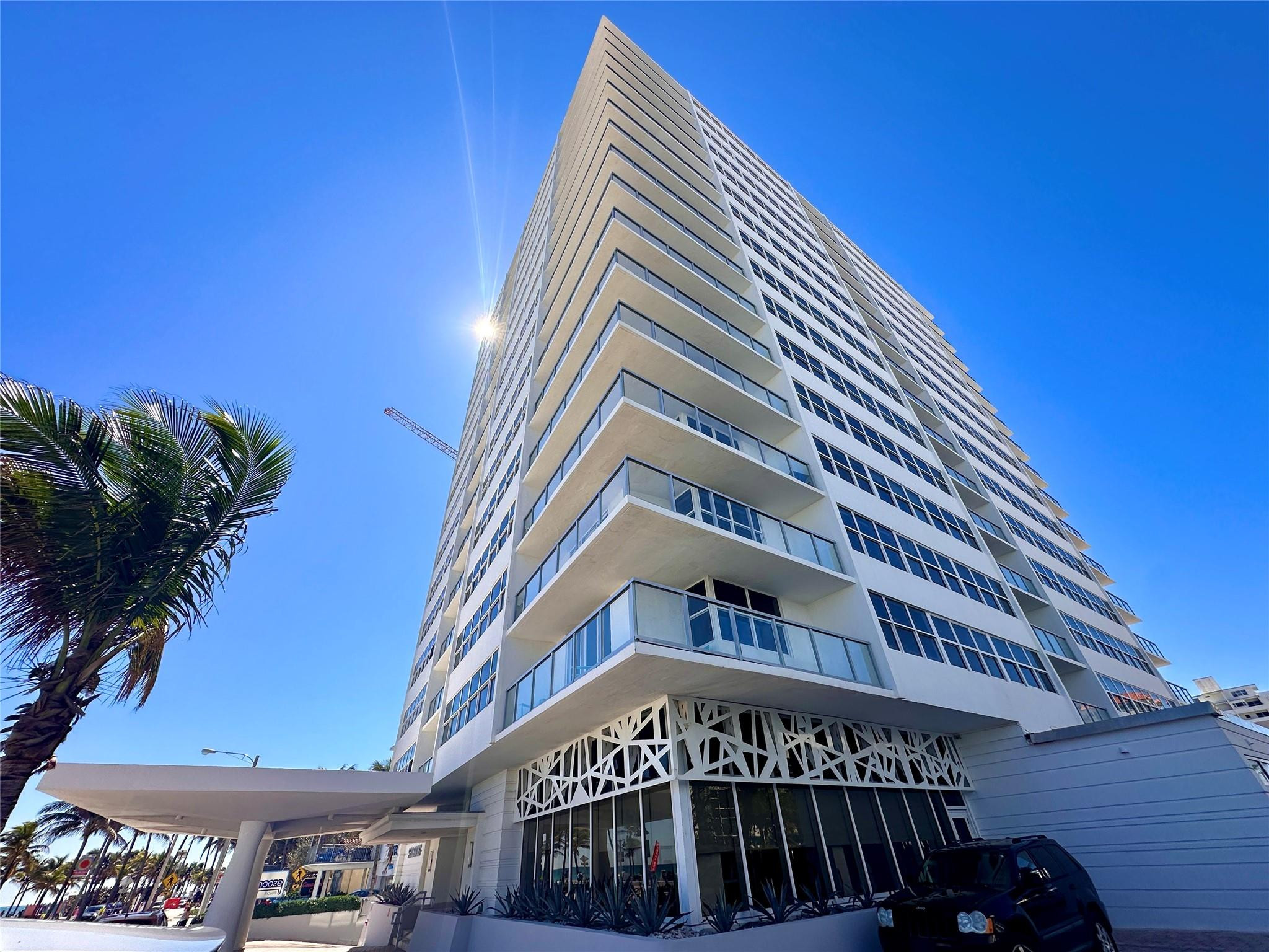 209 N Fort Lauderdale Beach Boulevard Unit: 11C