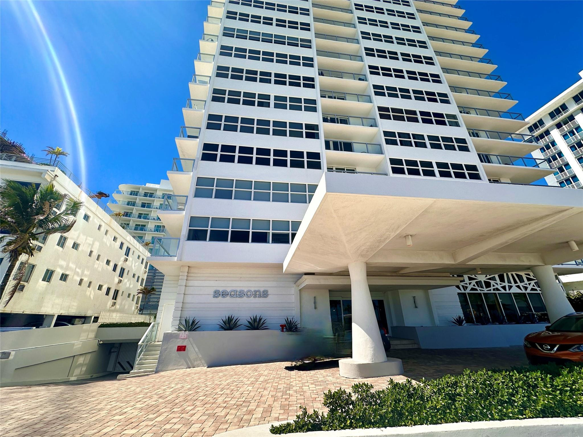 209 N Fort Lauderdale Beach Boulevard Unit: 11C