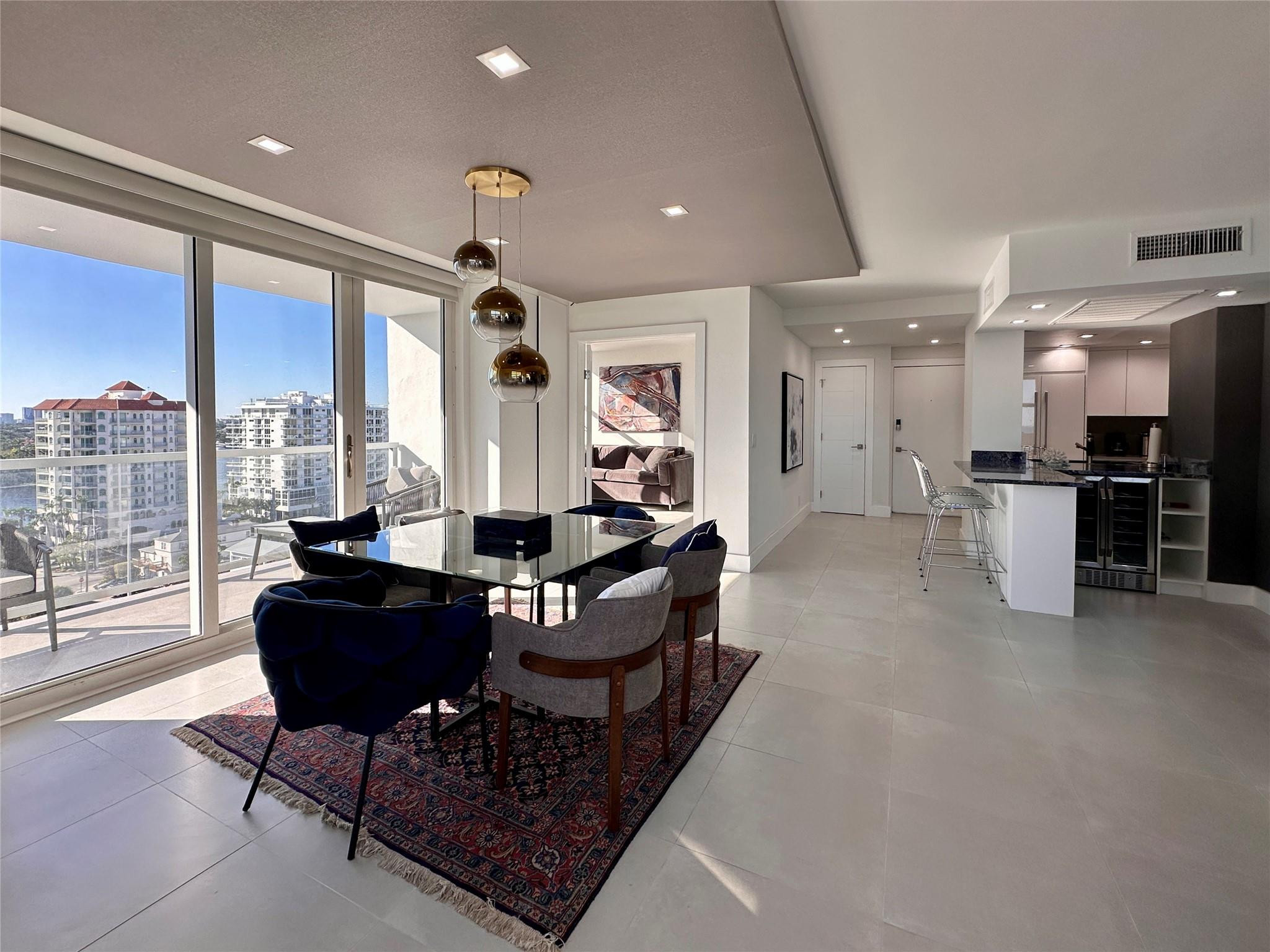 209 N Fort Lauderdale Beach Boulevard Unit: 11C