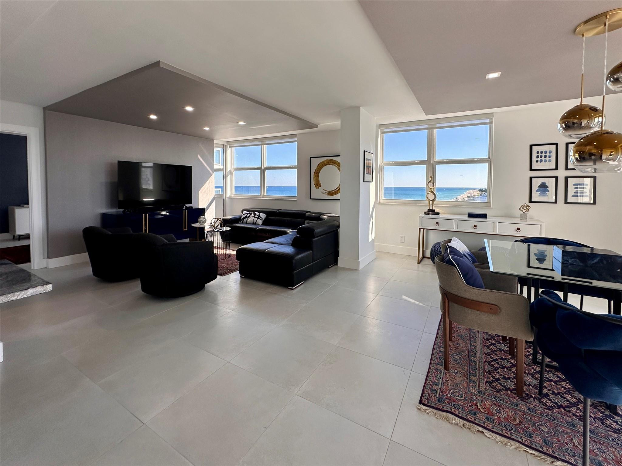 209 N Fort Lauderdale Beach Boulevard Unit: 11C