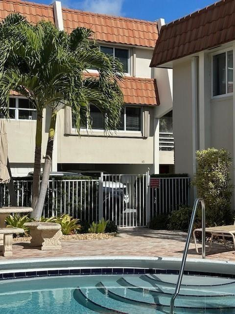 5555 N Ocean Boulevard 45, Lauderdale-By-The-Sea Unit: 45