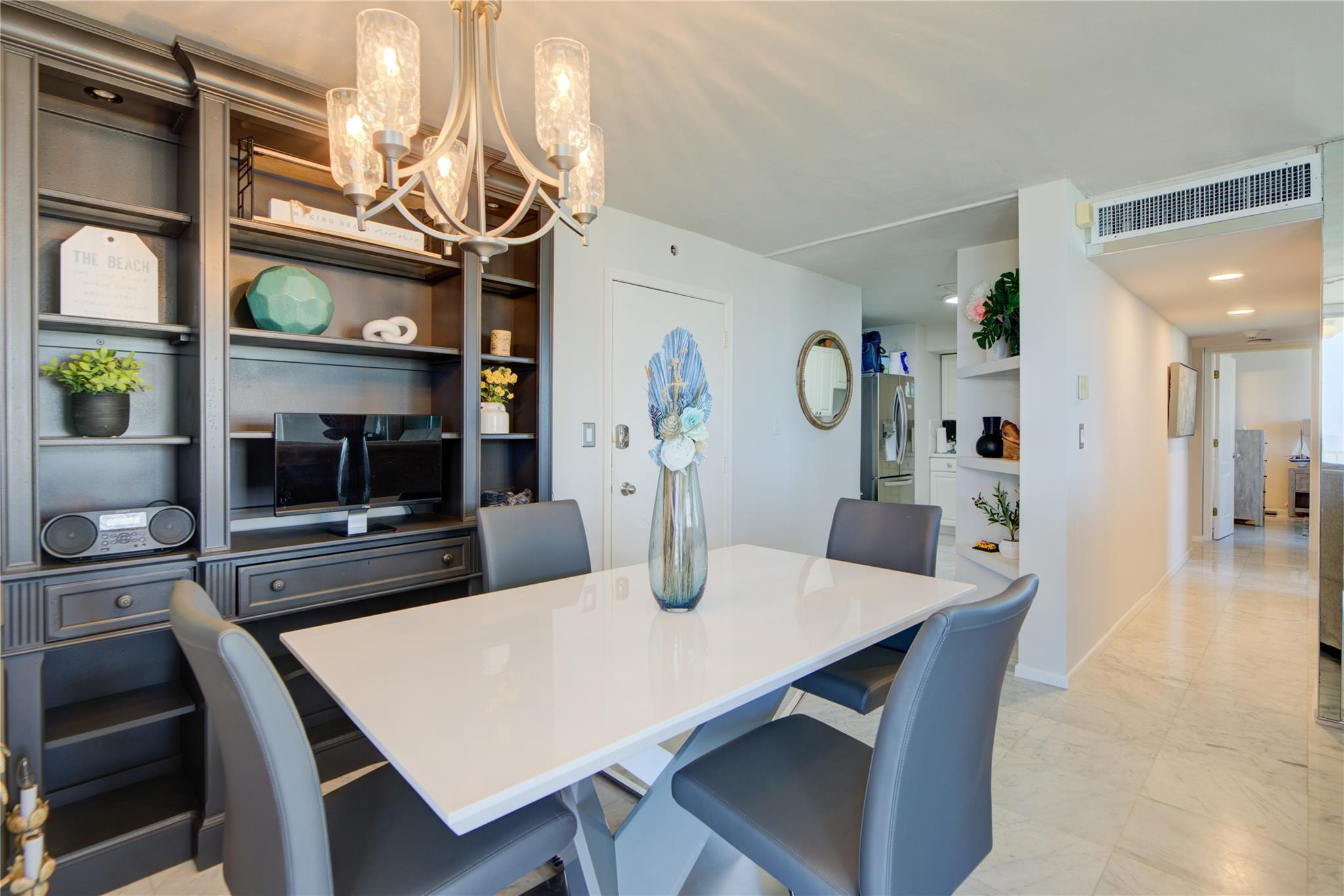 1 Las Olas Circle 1117