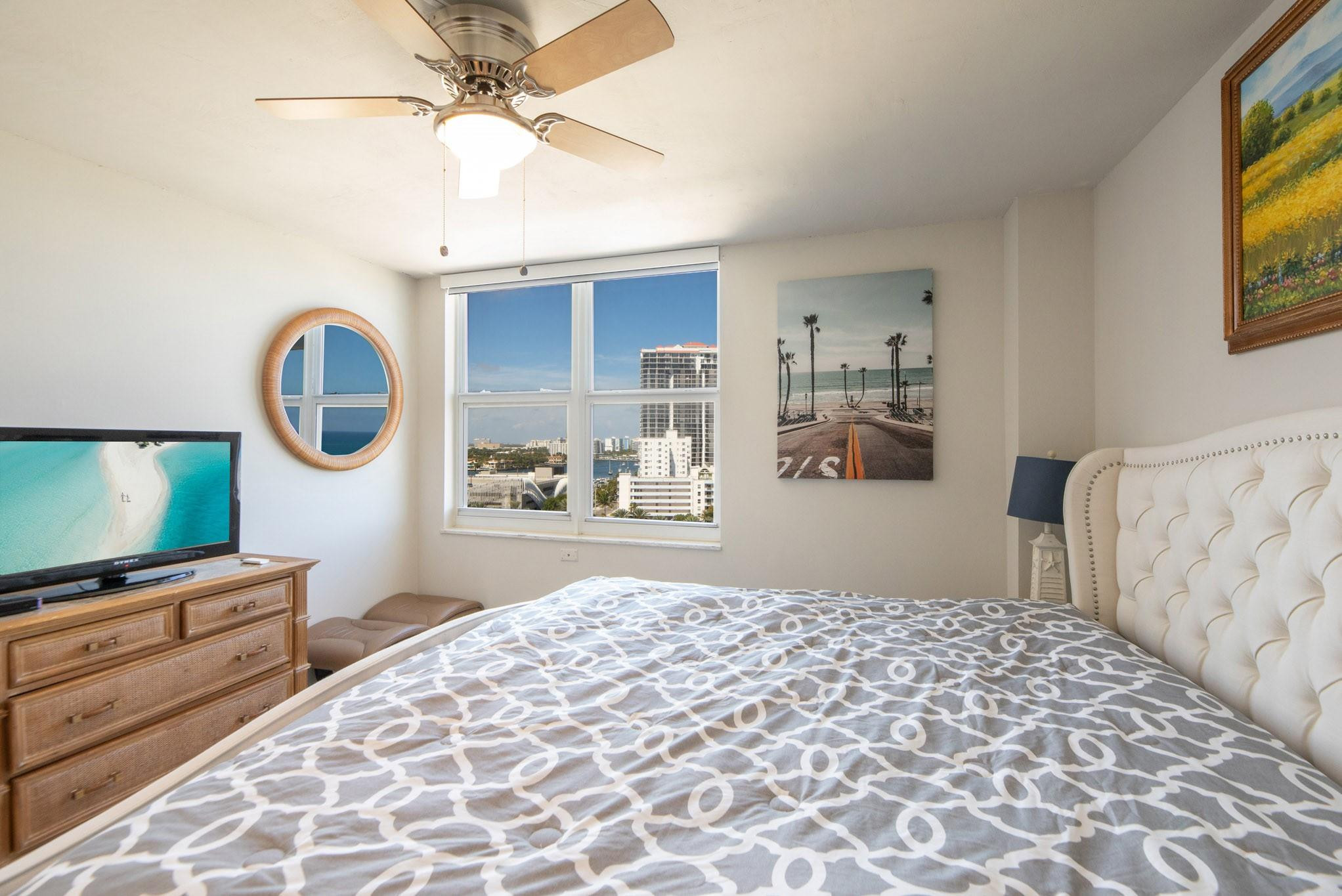 1 Las Olas Circle 1117