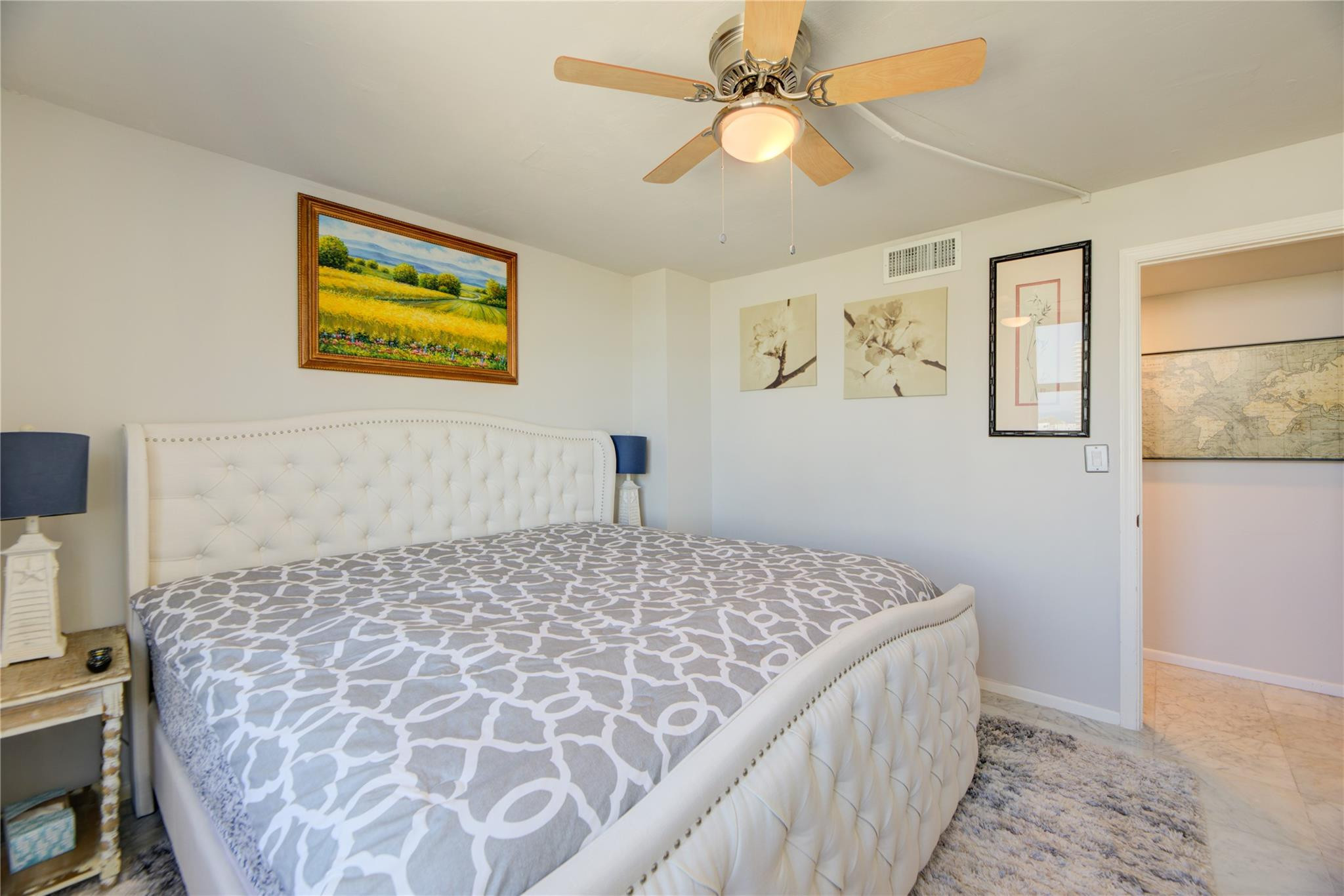 1 Las Olas Circle 1117