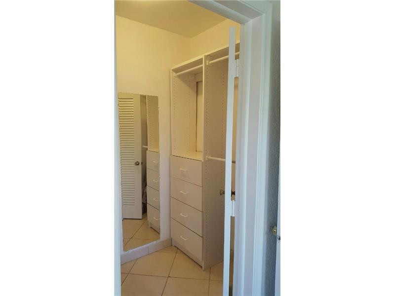 5800 Margate Boulevard 725, Margate Unit: 725