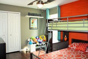 7290 Serrano Terrace