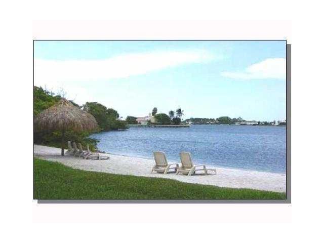 1200 Scotia Drive 404