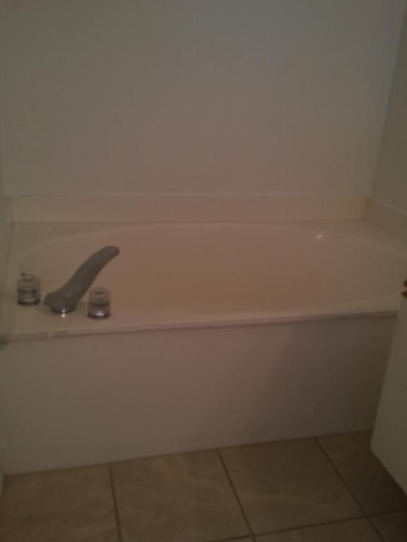 3400 NE 192 Street 810