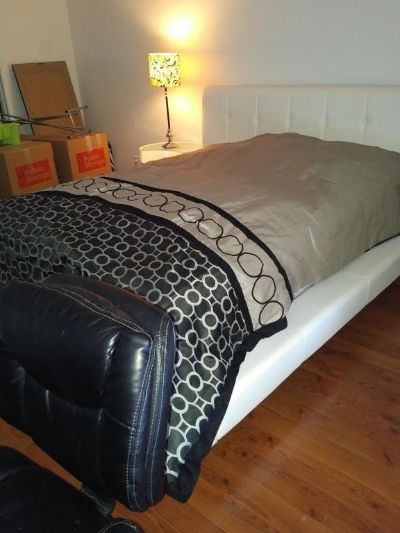 3400 NE 192 Street 810