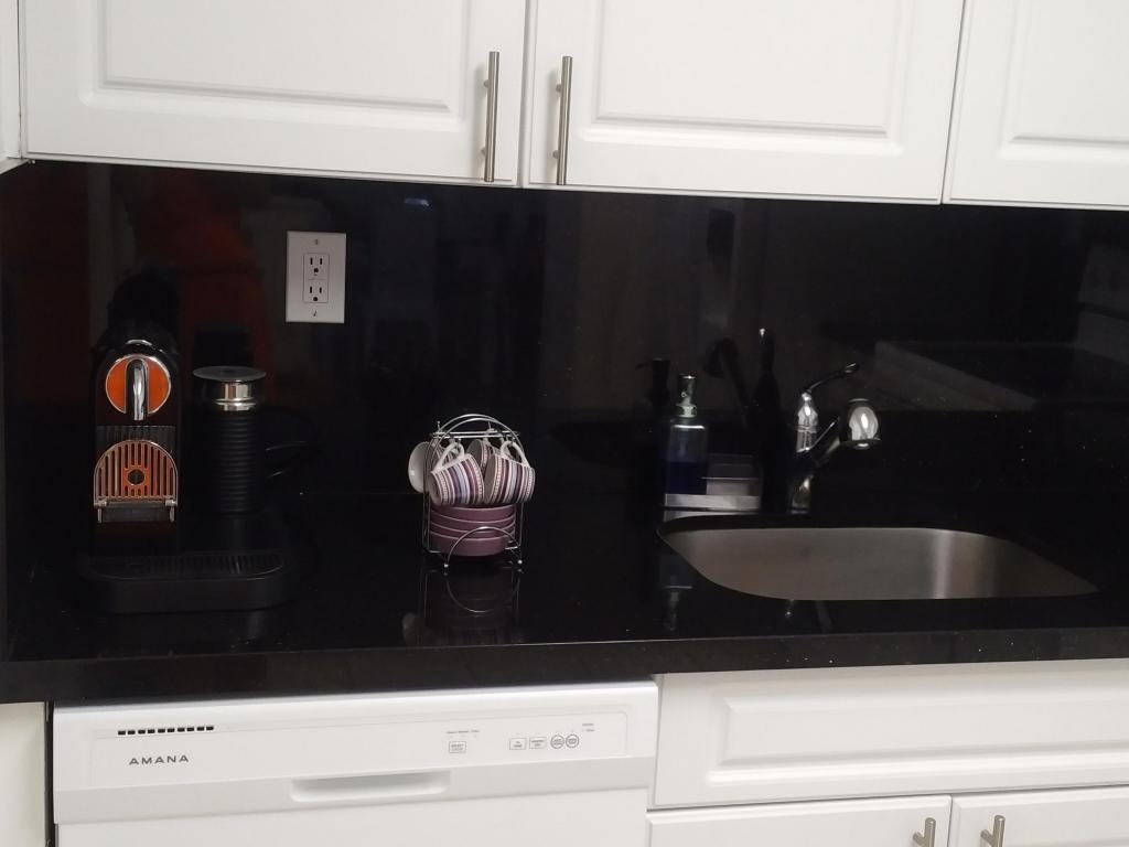 3400 NE 192 Street 810