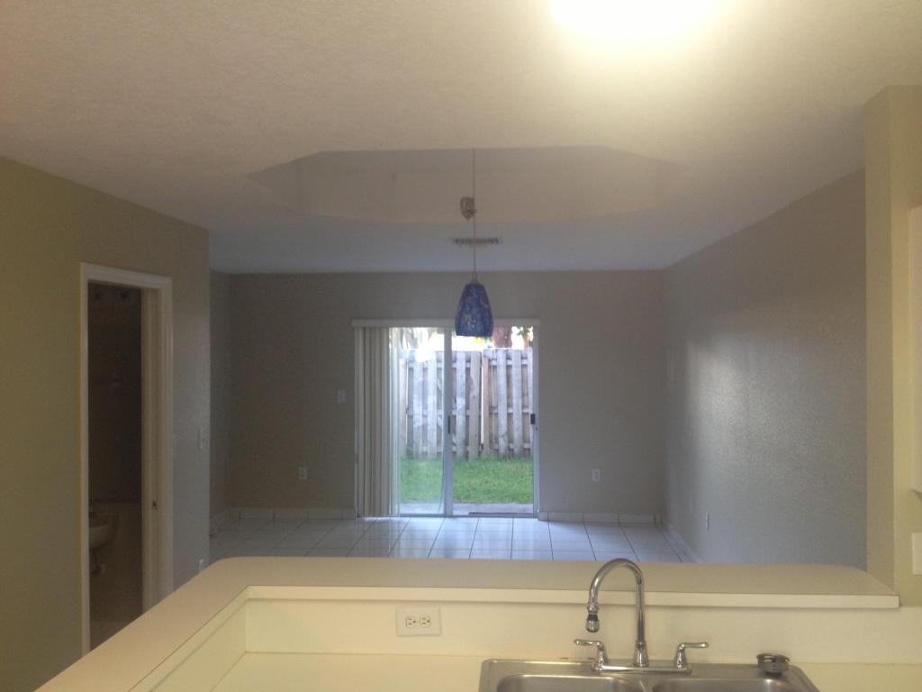 12132 SW 143 Lane 1-4