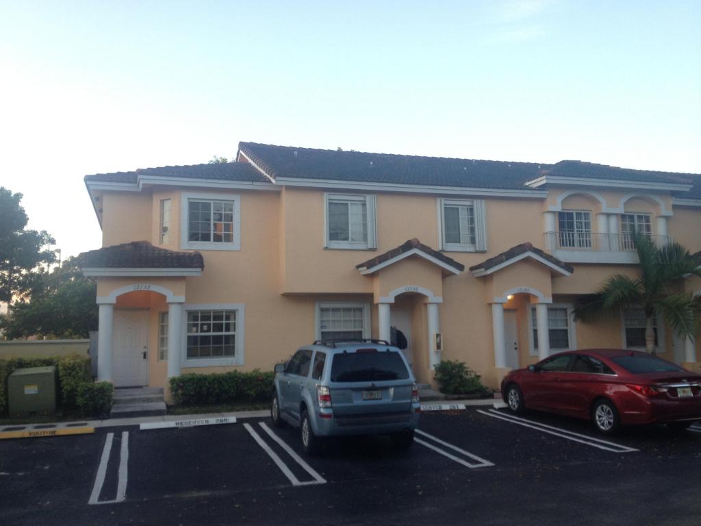 12132 SW 143 Lane 1-4