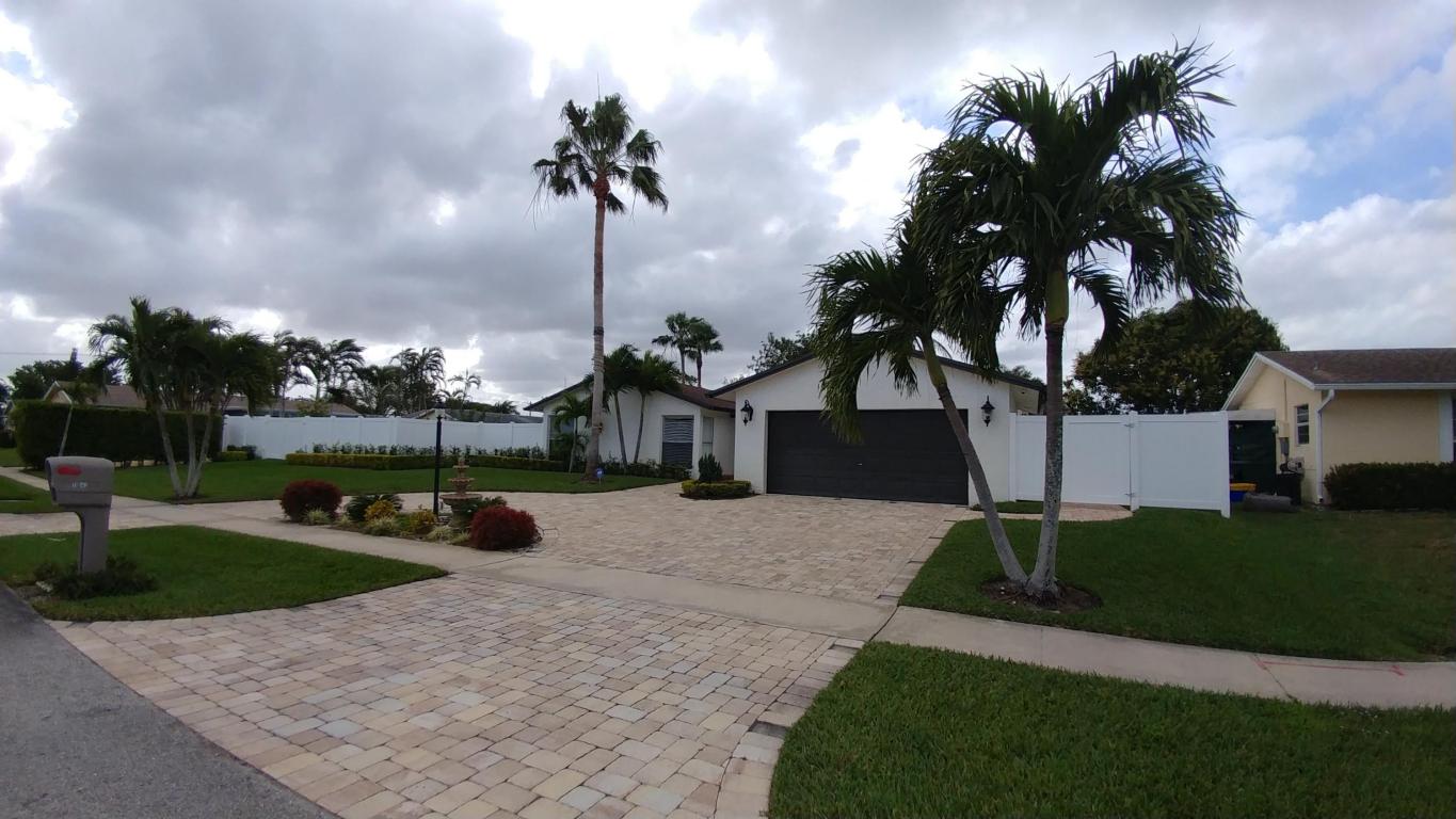 10641 Shady Pond Lane