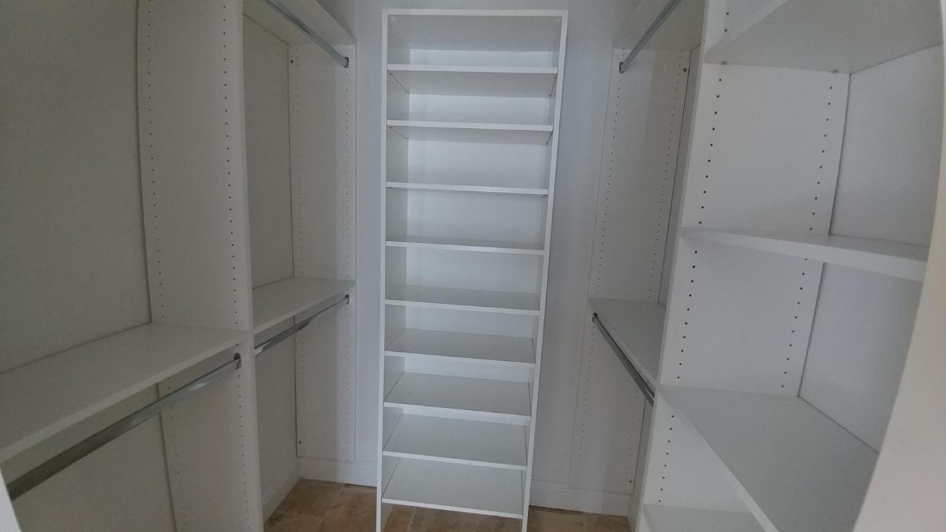 10641 Shady Pond Lane