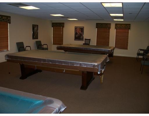 2515 NE 1st Court 201