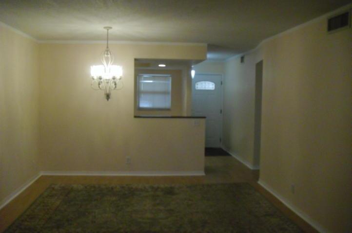 2515 NE 1st Court 201