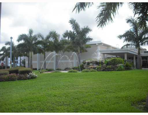 2515 NE 1st Court 201