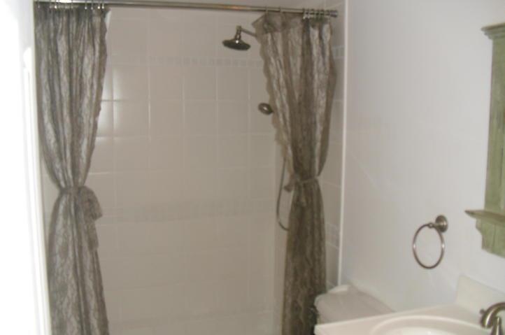 2515 NE 1st Court 201