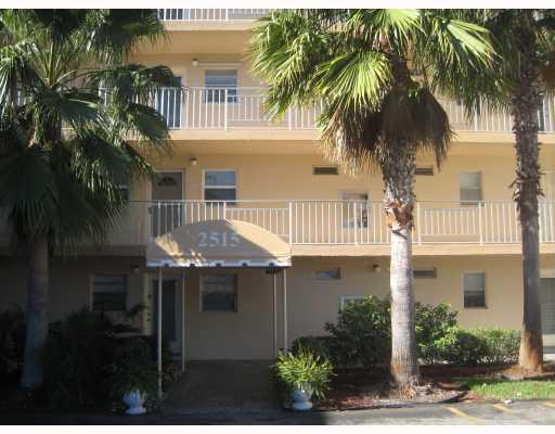 2515 NE 1st Court 201