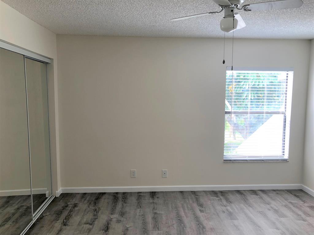 2 Crossings Circle F