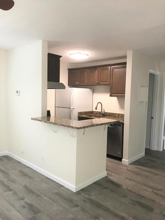 2 Crossings Circle F