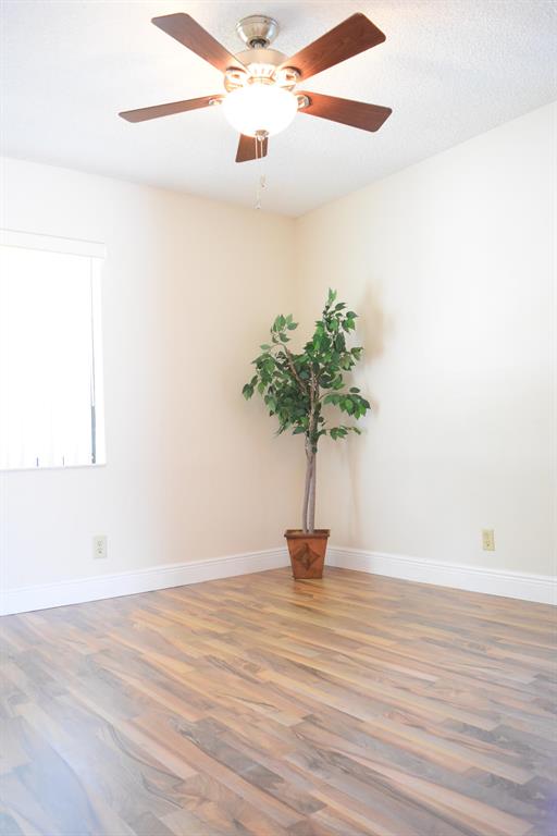 11404 New Village Place