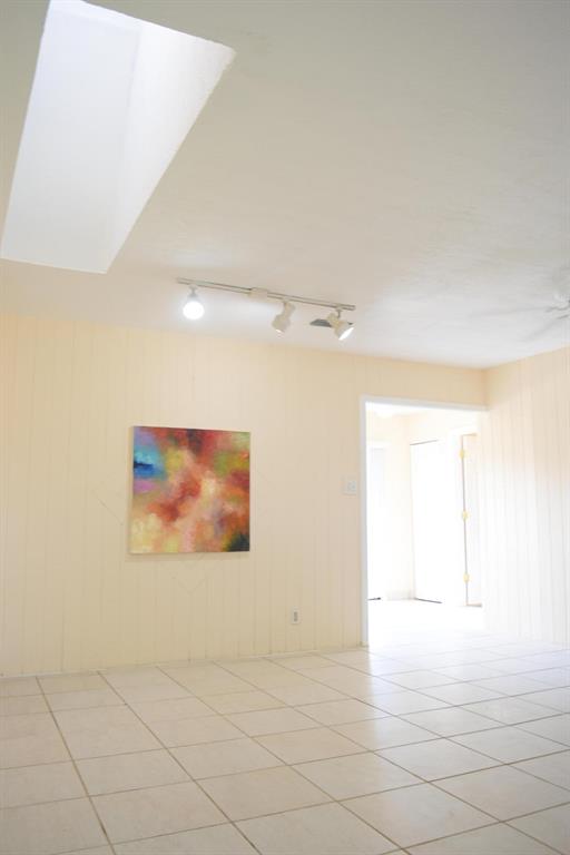 9823 Spanish Isles Drive