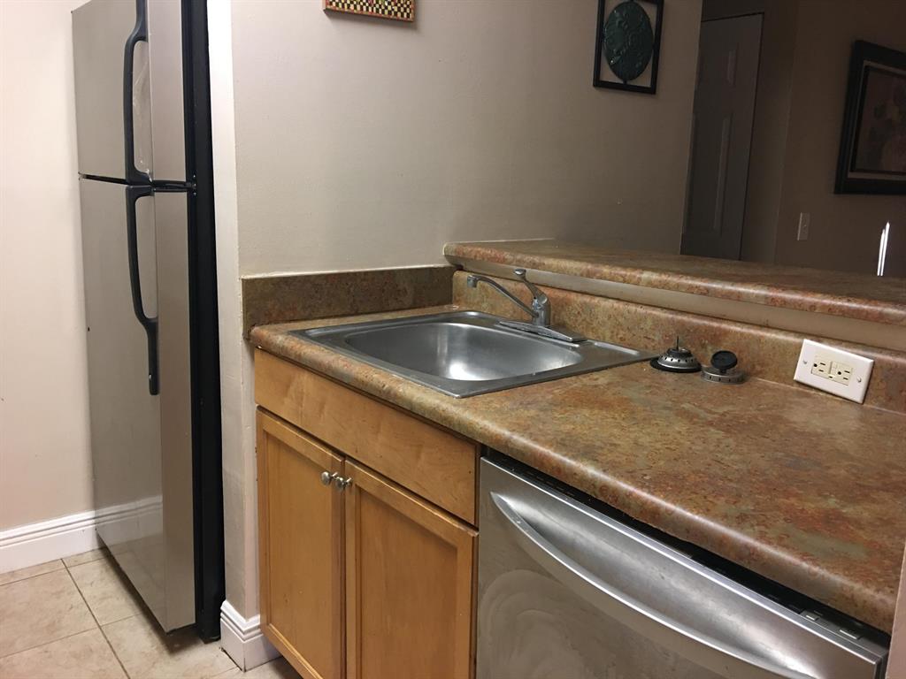 901 Meadows Circle 901