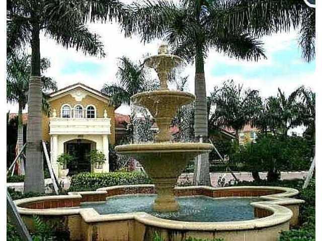 114 Villa Circle 114