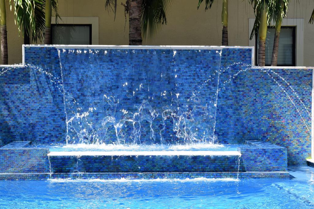 8782 Sydney Harbor Circle