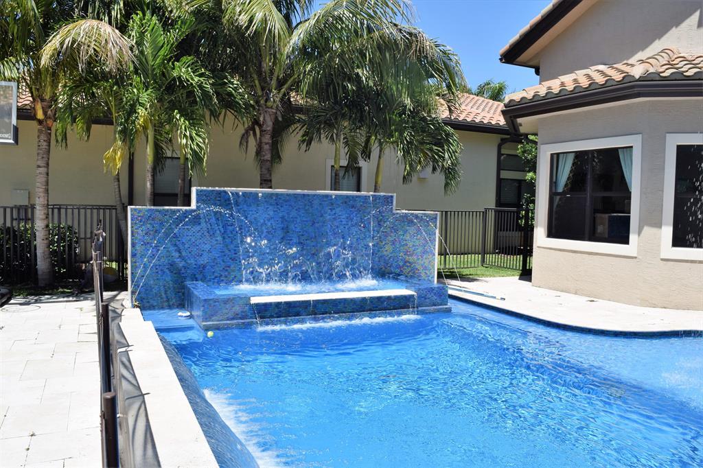 8782 Sydney Harbor Circle
