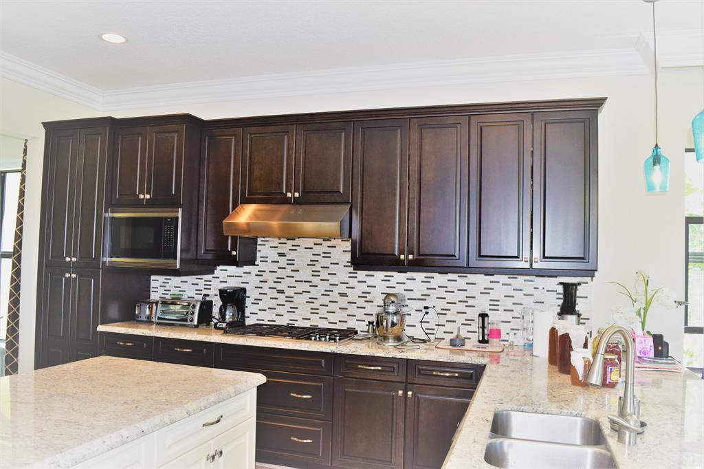 8782 Sydney Harbor Circle
