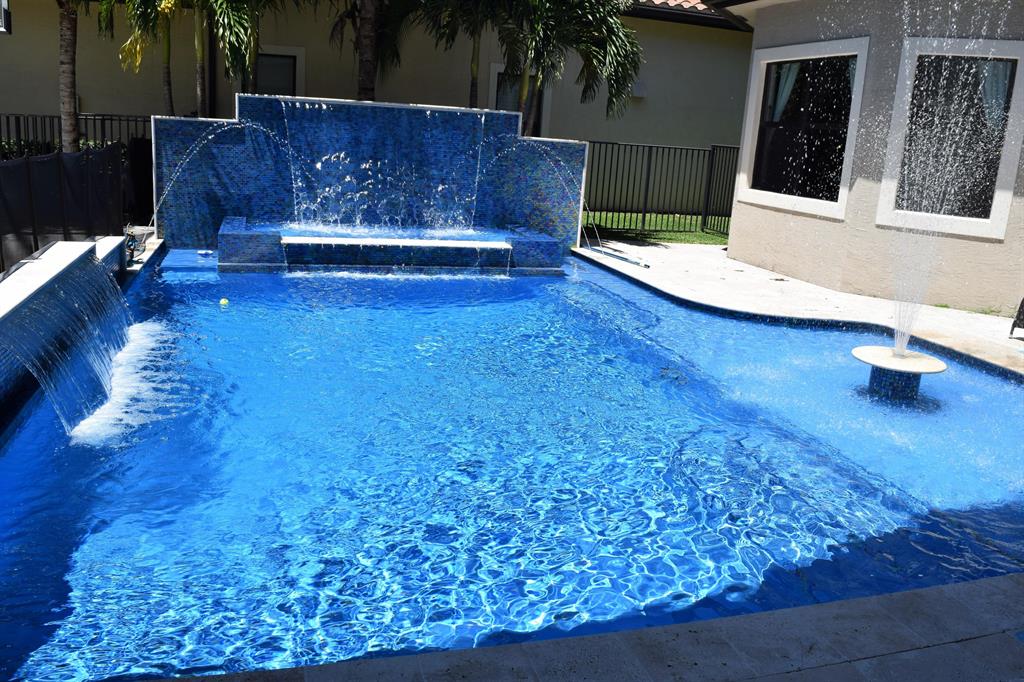 8782 Sydney Harbor Circle