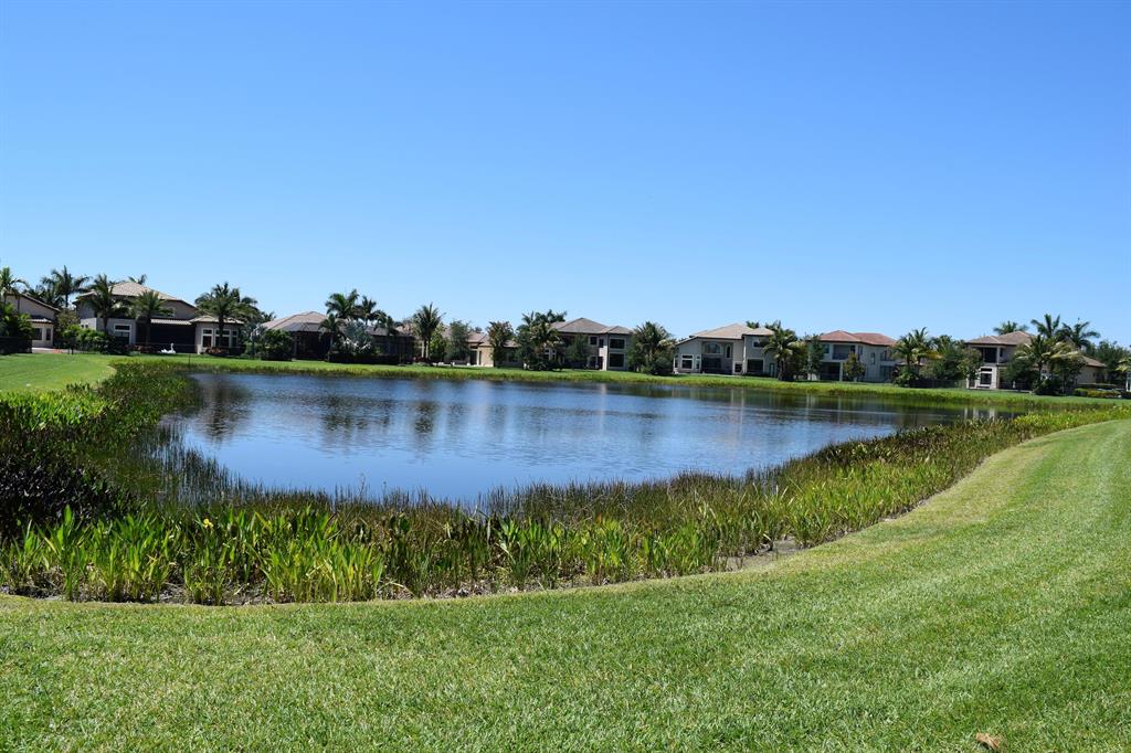 8782 Sydney Harbor Circle
