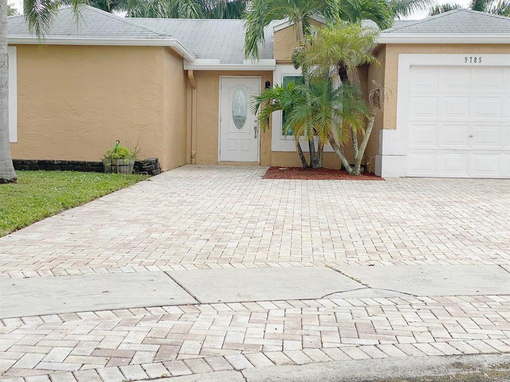 9785 Ridgecreek Road