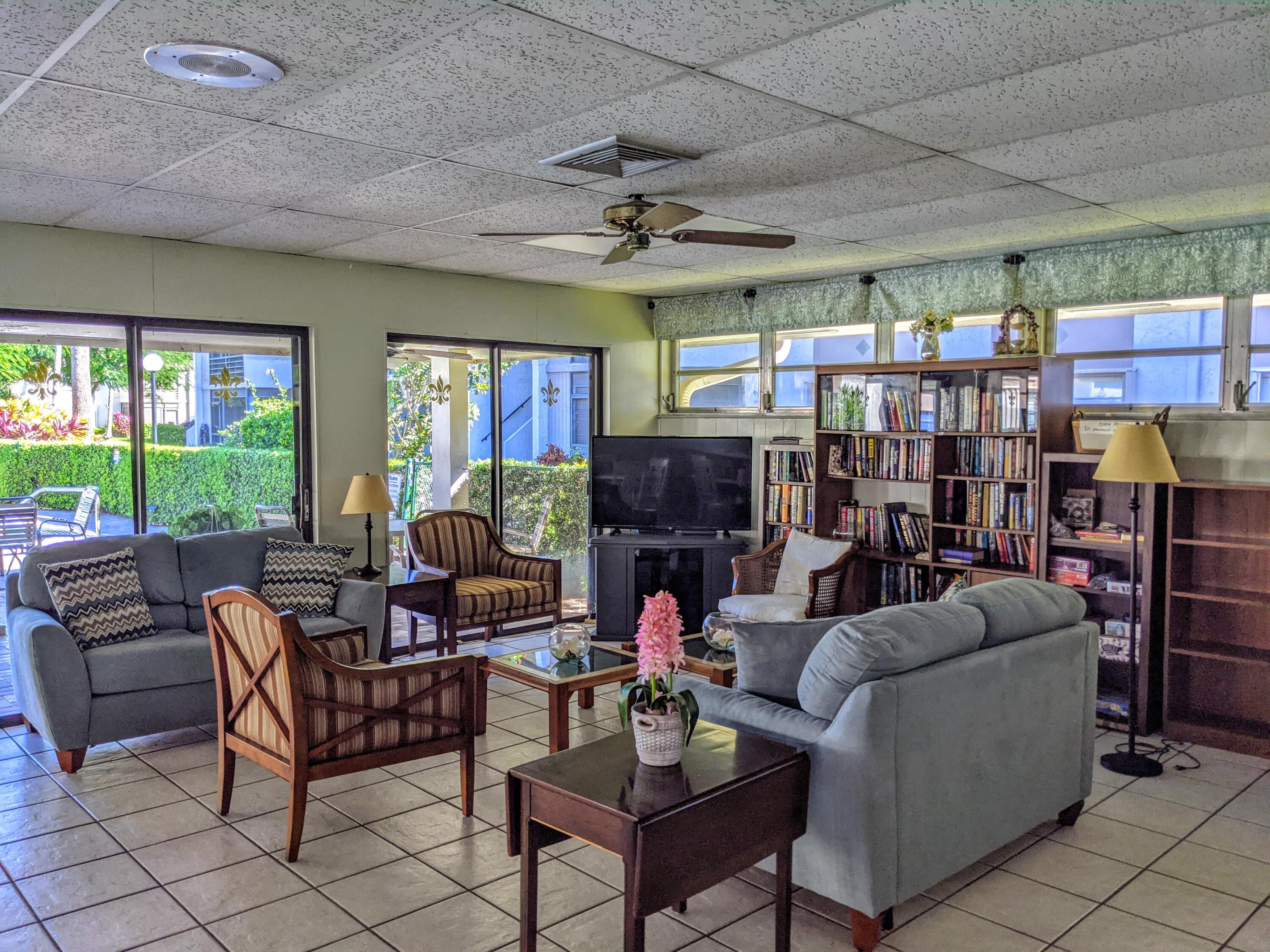 1024 NW 13th Street Unit: 245b