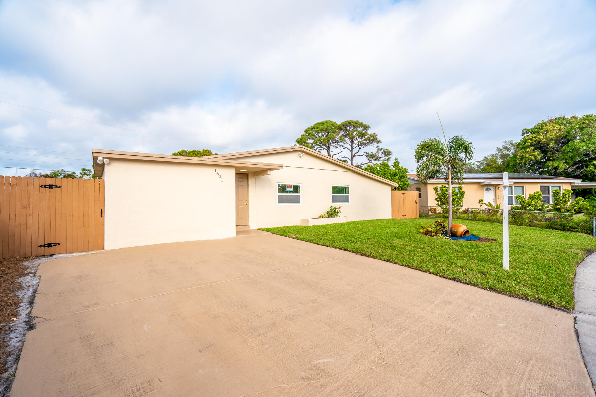 1601 NW 3rd Street