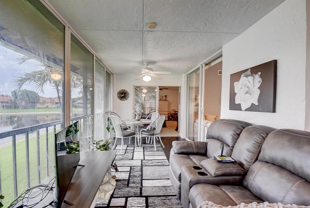9721 Shadybrook Drive Unit: 201