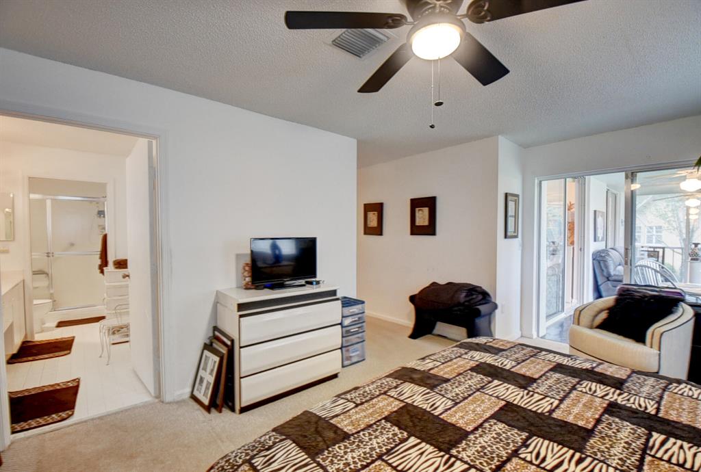 9721 Shadybrook Drive Unit: 201