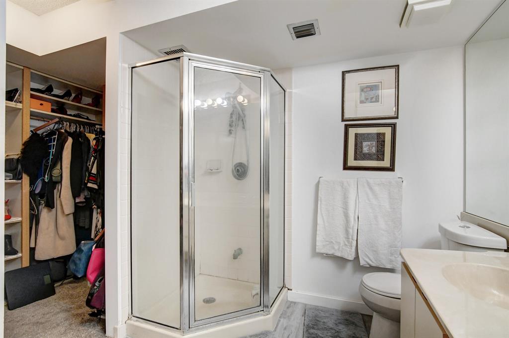 2401 Village Boulevard Unit: 301
