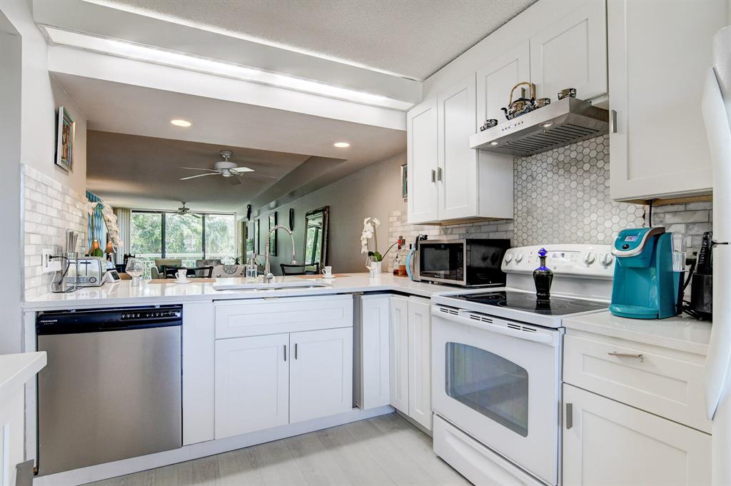 2401 Village Boulevard Unit: 301