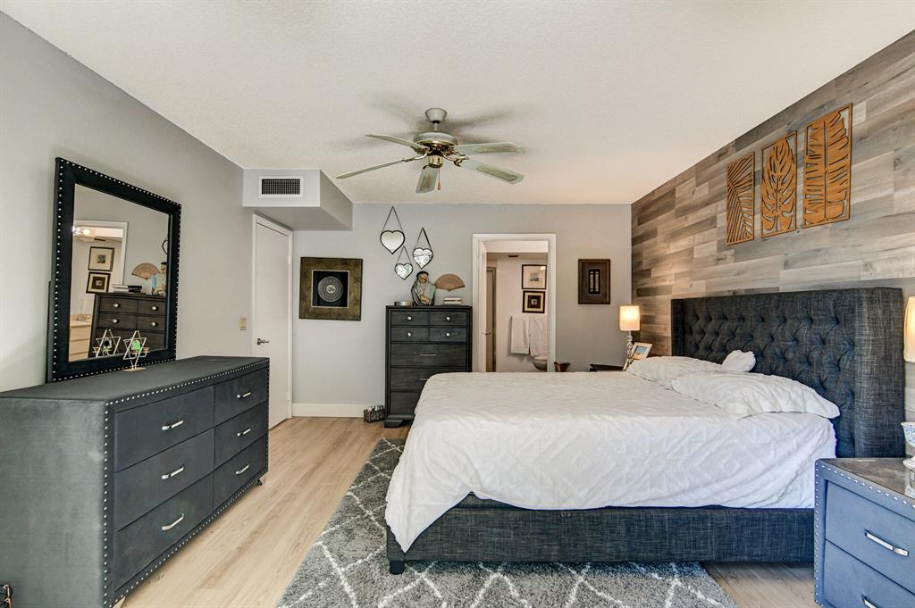 2401 Village Boulevard Unit: 301