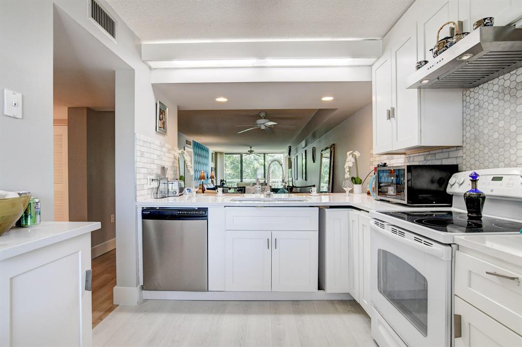 2401 Village Boulevard Unit: 301