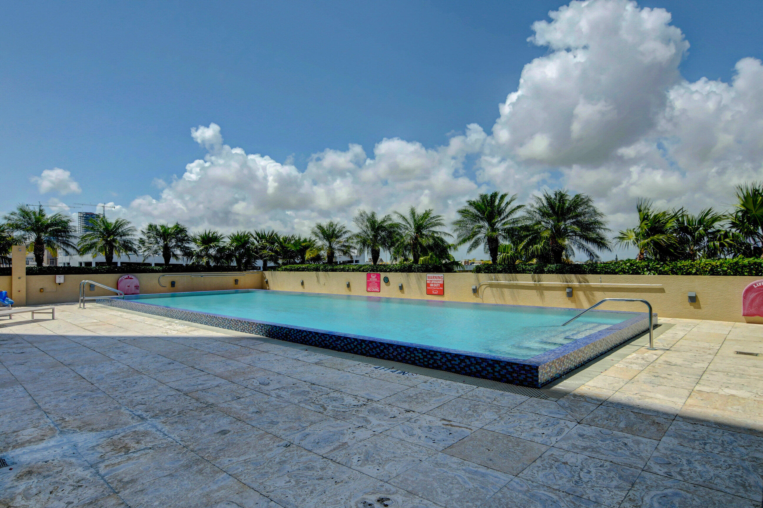 1551 N Flagler Drive Unit: 1216